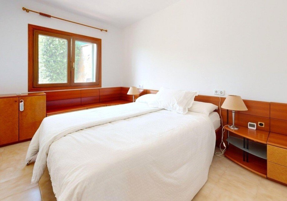 Erdgeschosswohnung-mit-groem-sonnigem-Garten-in-Santa-Ponsa-Bedroom 2 Erdgeschosswohnung Santa Ponsa
