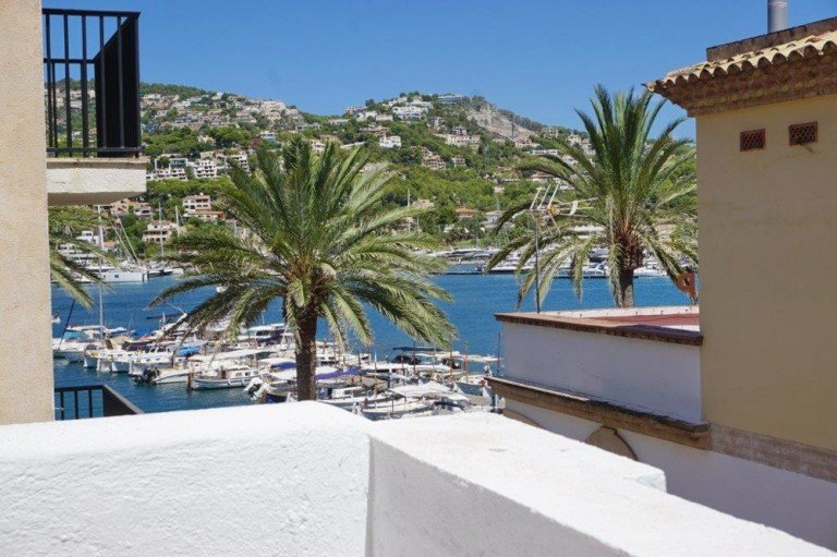 Penthouse Wohnung in Port Andratx zu verkaufen Andratx / Port dAndratx Penthousewohnung Verkauft!-Penthouse-Wohnung in Port Andratx mit Meerblick und Dachterrase, neu renoviert!