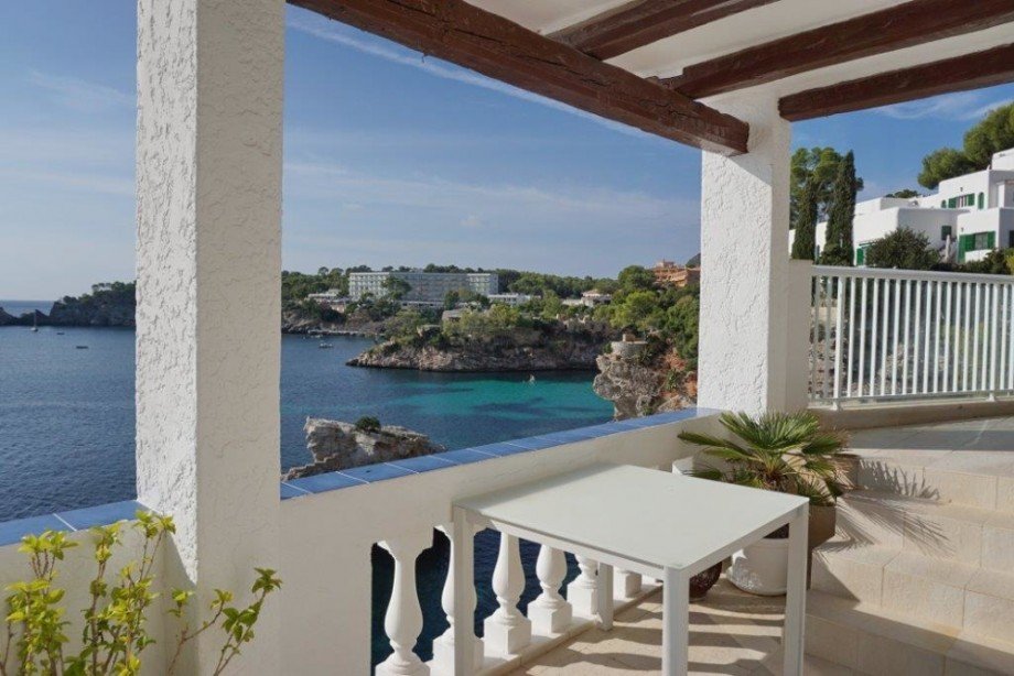 Luxury flat direct by the sea in Cala Fornells for sale (4) Terrassenwohnung Cala Fornells
