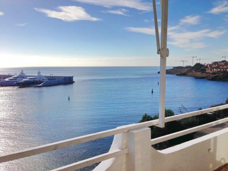 Hauptbild: Verkauft!-1.Meereslinie-Wohnung mit einmaligen Meer & Hafenblick und Strandzugang in Port Adriano!