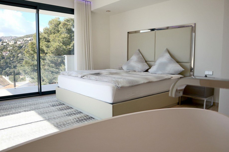 Masterbed Villa Portals Nous