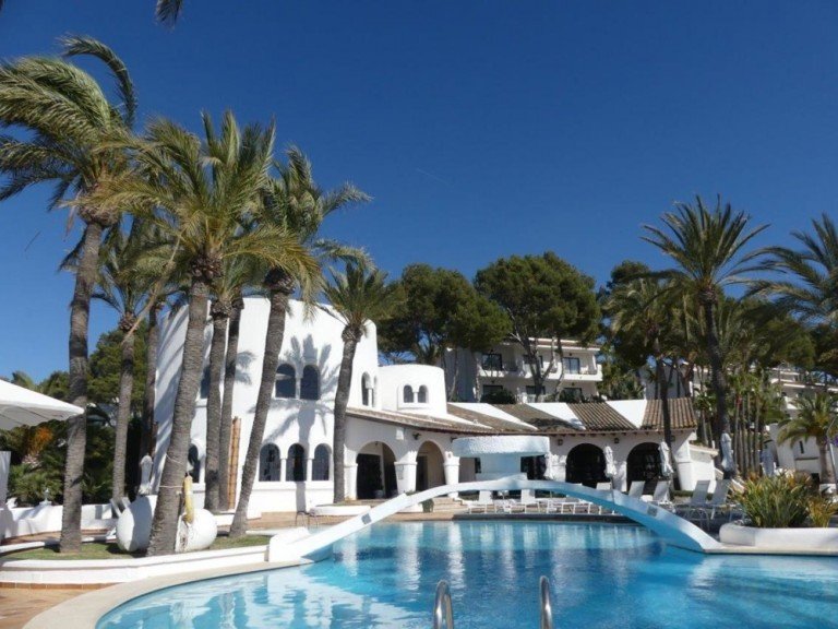 P1050692 Costa de la Calma Terrassenwohnung Verkauft!-Top renovierte Wohnung mit Teilmeerblick in mediterraner Anlage und Hotelannehmlichkeiten