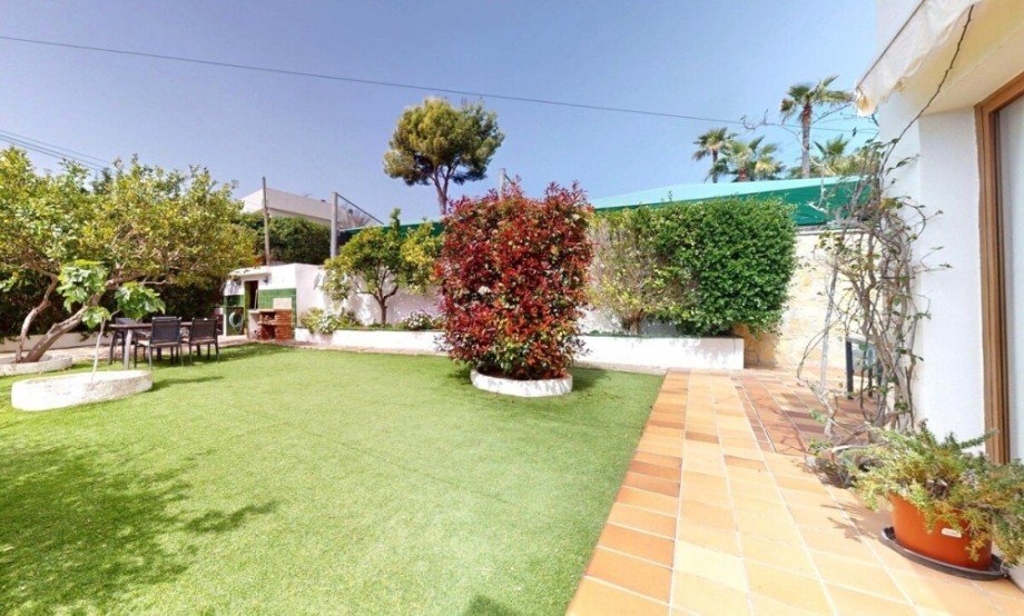 Erdgeschosswohnung-mit-groem-sonnigem-Garten-in-Santa-Ponsa-04102026_150834 Erdgeschosswohnung Santa Ponsa