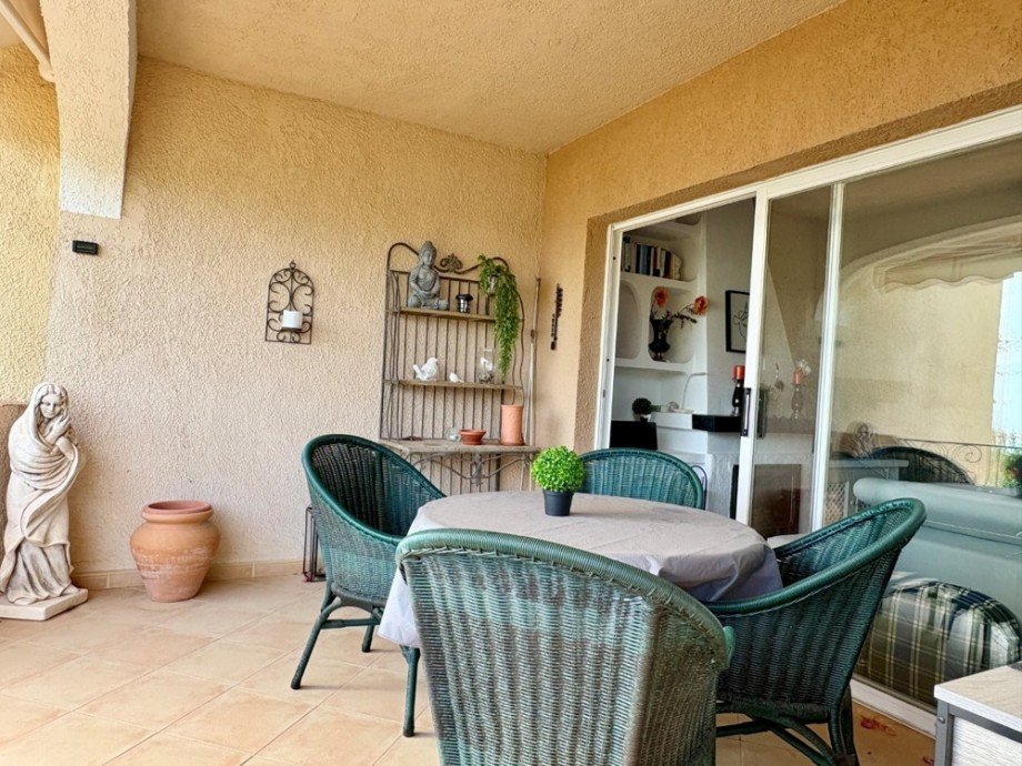Apartment with sea views in Paguera for sale (10) Terrassenwohnung Paguera