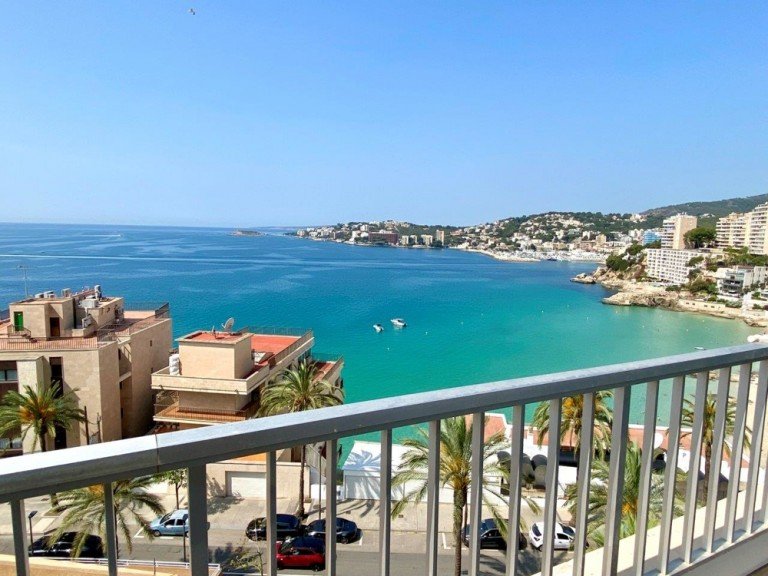 Luxury flat with sea views in Cala Mayor-Palma for sale (2) Palma de Mallorca Terrassenwohnung RESERVIERT-Strandnahe Traumwohnung mit Meerblick in Palma-Cala Mayor! Erstbezug nach Renovierung!