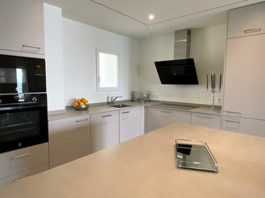 Luxury flat with sea views in Cala Mayor-Palma for sale (8) Terrassenwohnung Palma de Mallorca