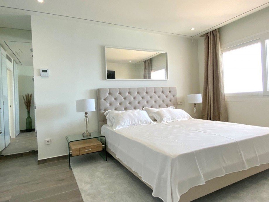 Traumhafte Wohnung mit Meerblick in Cala Mayor-Palma zu verkaufen (6) Terrassenwohnung Palma de Mallorca