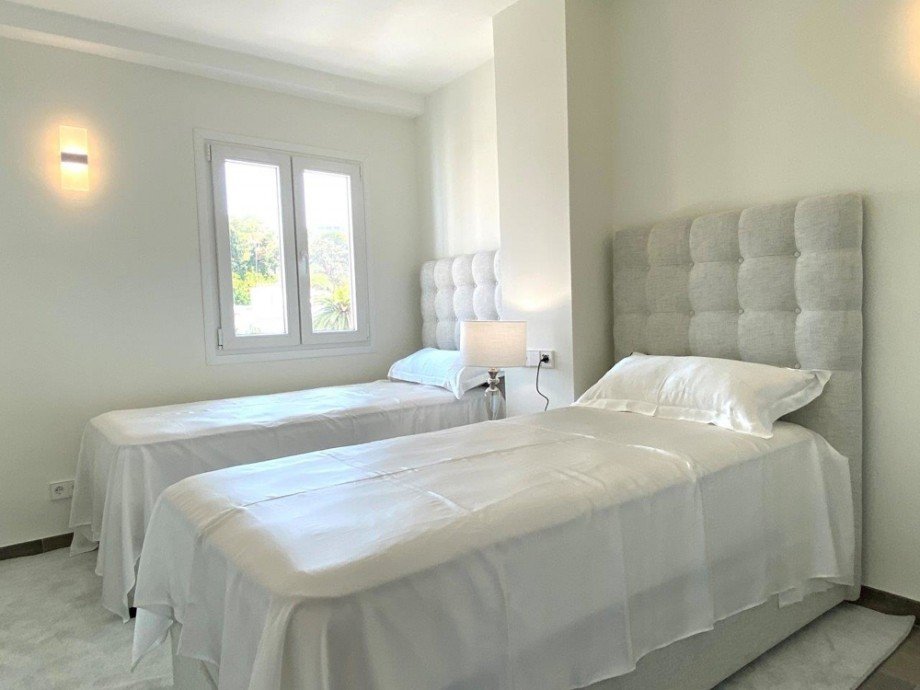 Luxury flat with sea views in Cala Mayor-Palma for sale (9) Terrassenwohnung Palma de Mallorca