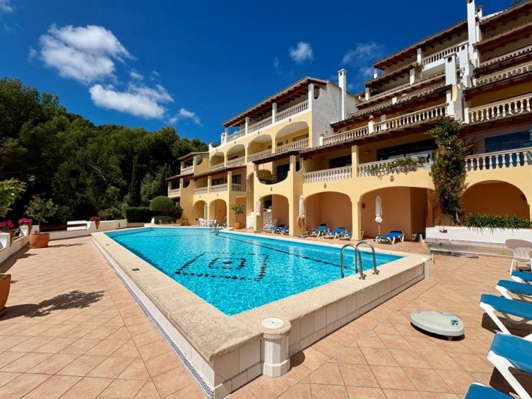 Wohnung In paguera zu verkaufen Peguera / Peguera Terrassenwohnung Mediterrane Wohnung mit Meerblick in gepflegter Anlage, fu�l�ufig zum Zentrum Pagueras gelegen!