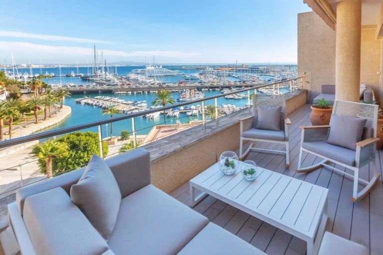 Penthouse for sale Paseo Maritimo Palma Palma de Mallorca Penthousewohnung Verkauft!-Palma Duplex-Penthouse mit Traumblick und Terrassen-Whirlpool am Hafen von Can Barbara!